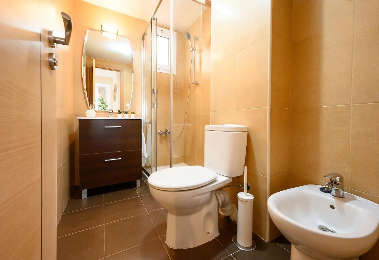 Fleming House Apartment Malaga Spain